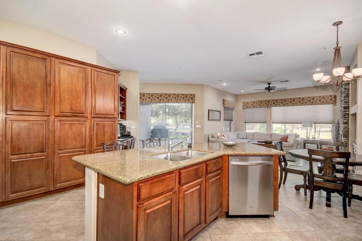 1226 E Oxford Ln, Gilbert, AZ 85295 photo 24