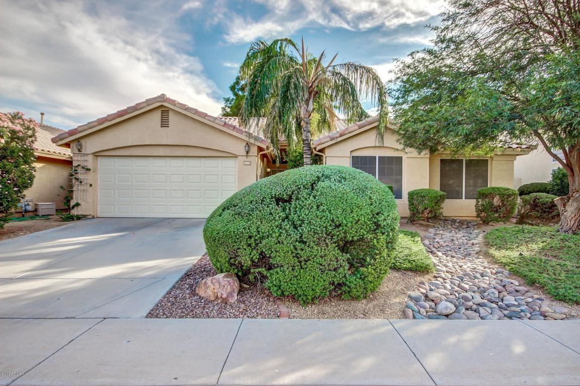 365 E Catclaw Ct, Gilbert, AZ 85296 photo 1