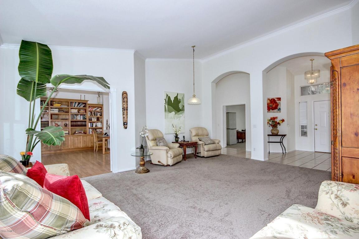 365 E Catclaw Ct, Gilbert, AZ 85296 photo 8