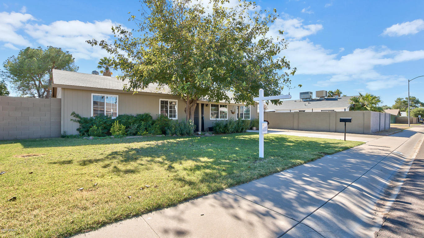3803 E Gelding Dr, Phoenix, AZ 85032 photo 2
