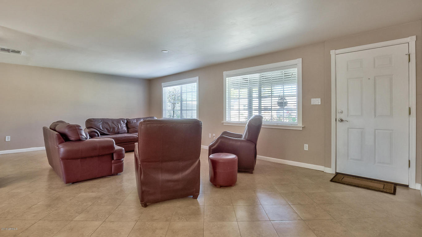 3803 E Gelding Dr, Phoenix, AZ 85032 photo 5