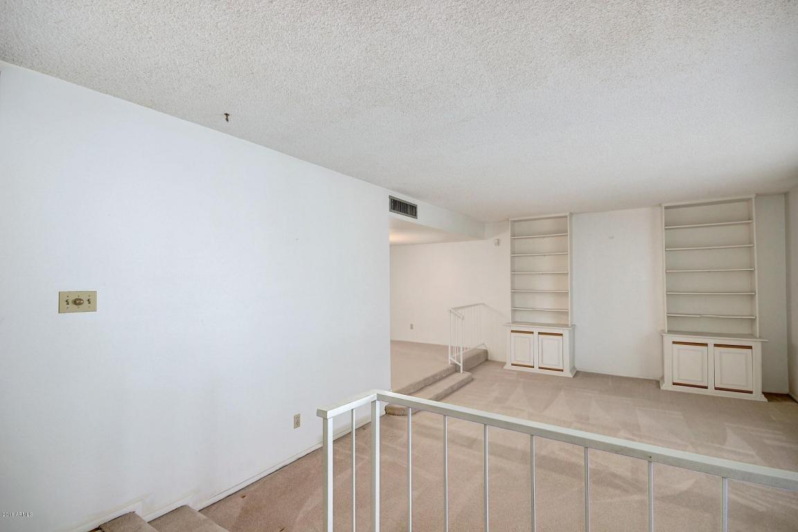 2521 E Cinnabar Ave, Phoenix, AZ 85028 photo 3