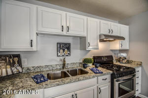 714 W Cinnabar Ave, Phoenix, AZ 85021 photo 5