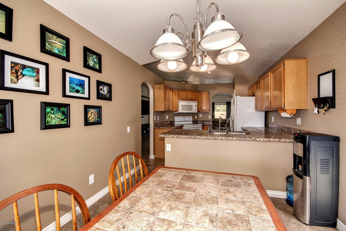 3350 E Lavey Ln, Phoenix, AZ 85032 photo 11