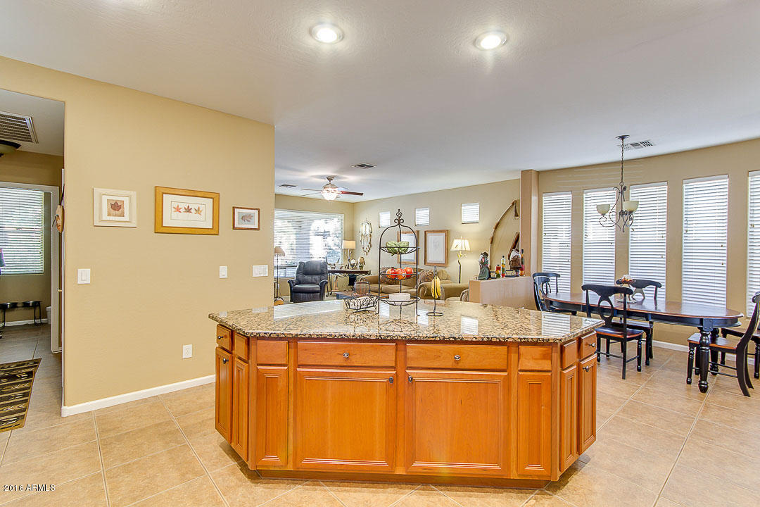 3694 Esplanade Ave, Gilbert, AZ 85297 photo 23