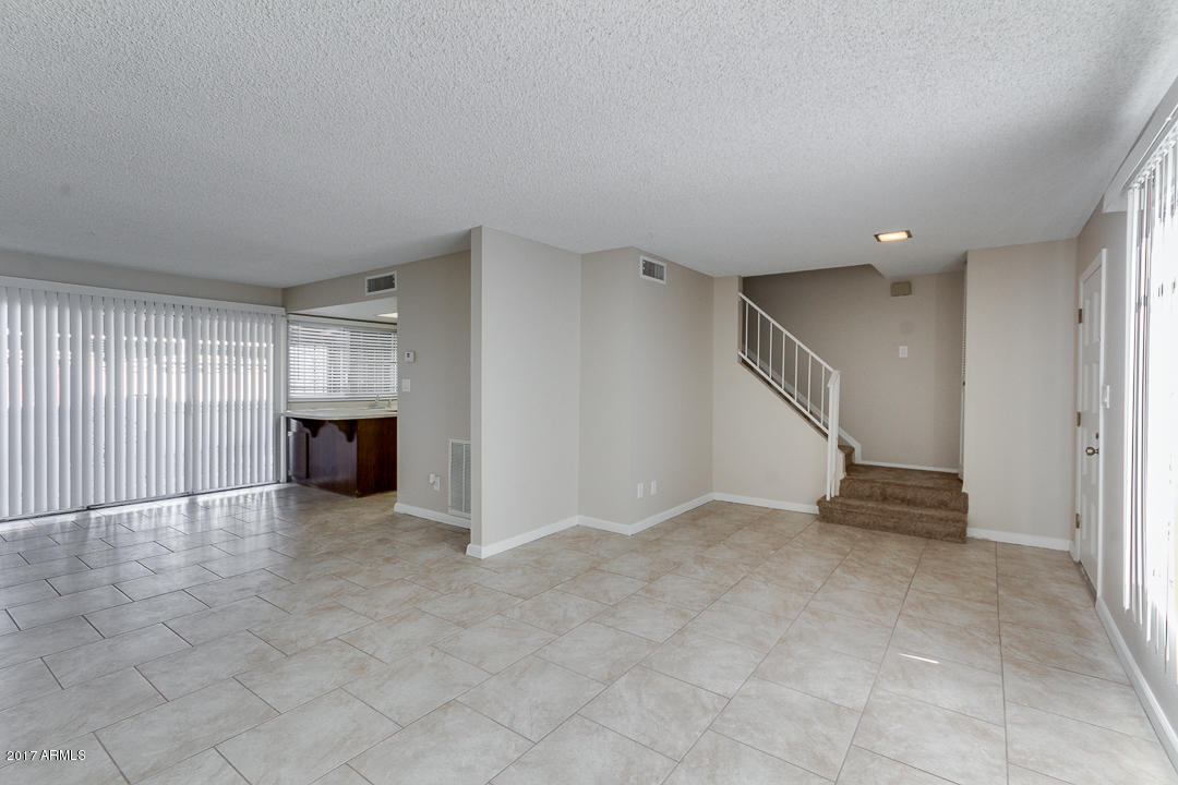 2605 W Wolf St, Phoenix, AZ 85017 photo 2
