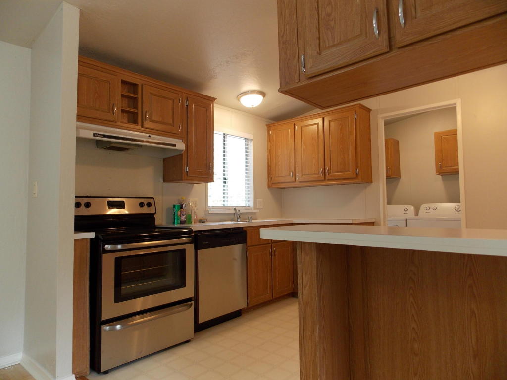 2866 Rainbow Trl, Overgaard, AZ 85933 photo 11
