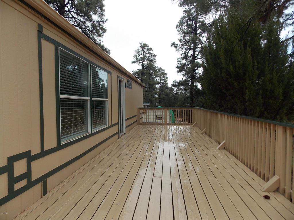2866 Rainbow Trl, Overgaard, AZ 85933 photo 2