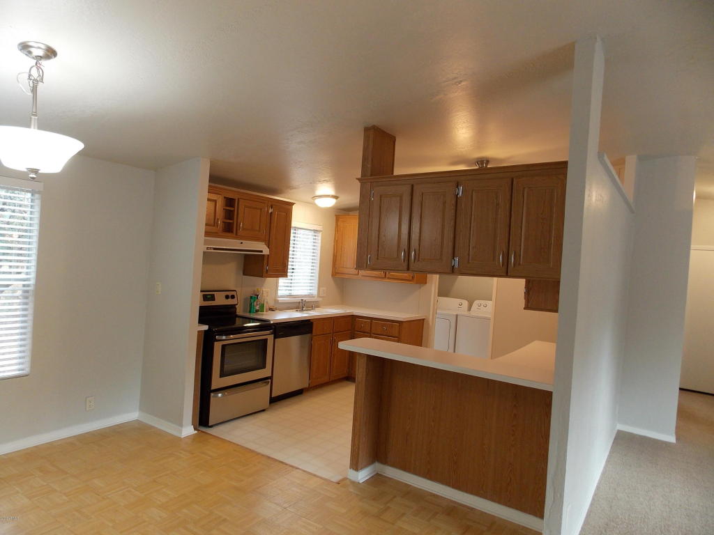 2866 Rainbow Trl, Overgaard, AZ 85933 photo 6