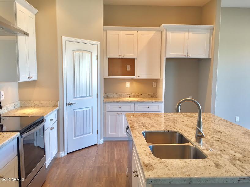 1204 E Desert Dr, Phoenix, AZ 85042 photo 2