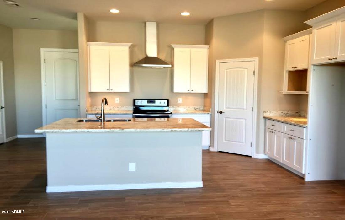 1204 E Desert Dr, Phoenix, AZ 85042 photo 4