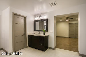 1023 E Tuckey Ln, Phoenix, AZ 85014 photo 29