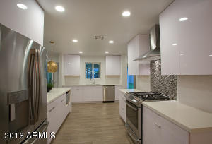 1023 E Tuckey Ln, Phoenix, AZ 85014 photo 8