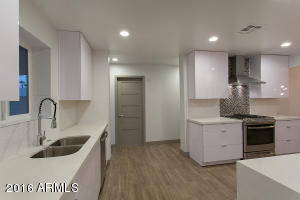 1023 E Tuckey Ln, Phoenix, AZ 85014 photo 10