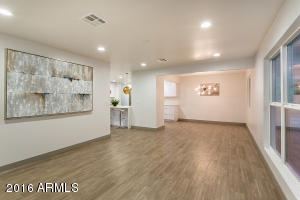 1023 E Tuckey Ln, Phoenix, AZ 85014 photo 5