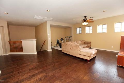 3987 E Crest Ln, Phoenix, AZ 85050 photo 13