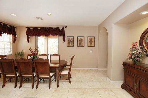 3987 E Crest Ln, Phoenix, AZ 85050 photo 10