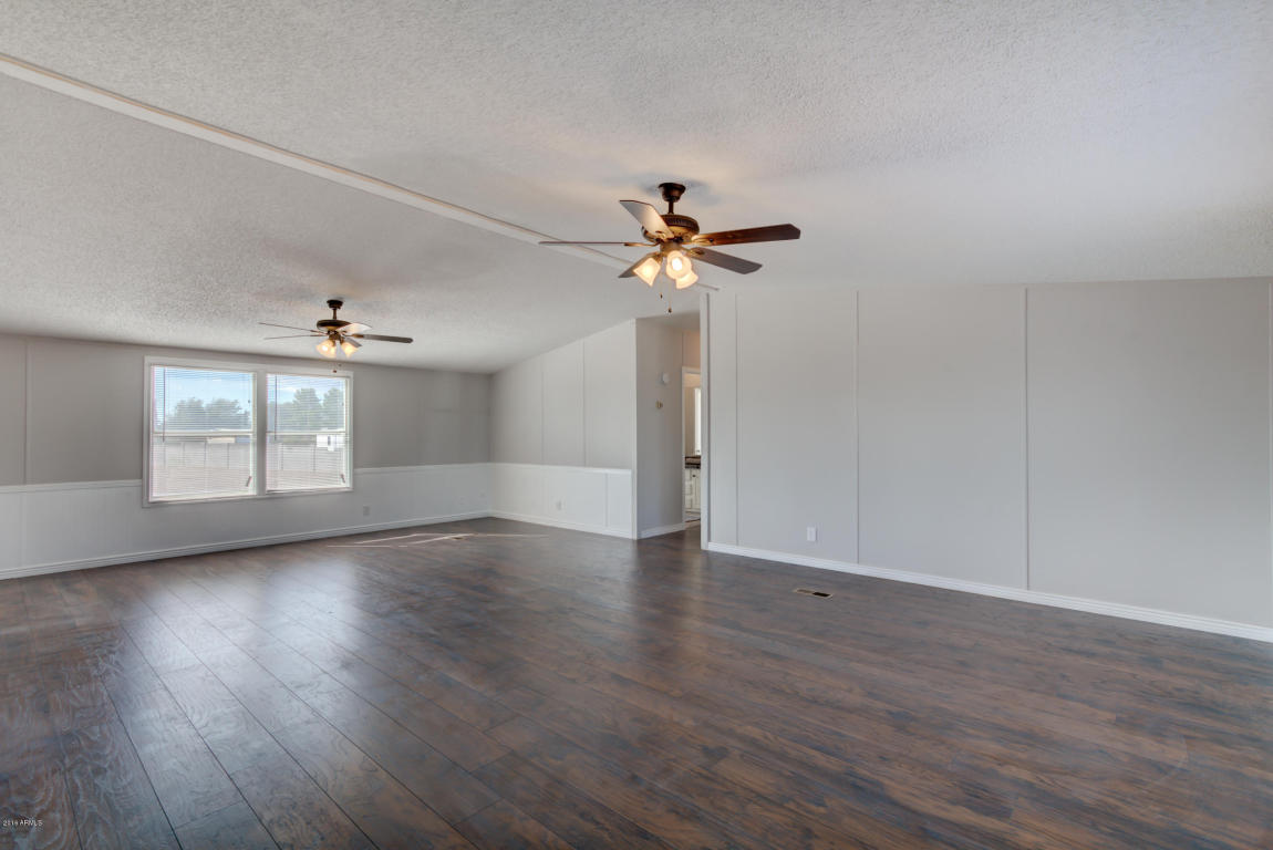 2055 E Scenic St, Apache Junction, AZ 85119 photo 6