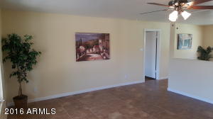 3138 N 40th Dr, Phoenix, AZ 85019 photo 4