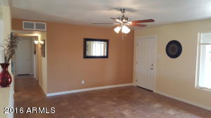 3138 N 40th Dr, Phoenix, AZ 85019 photo 6