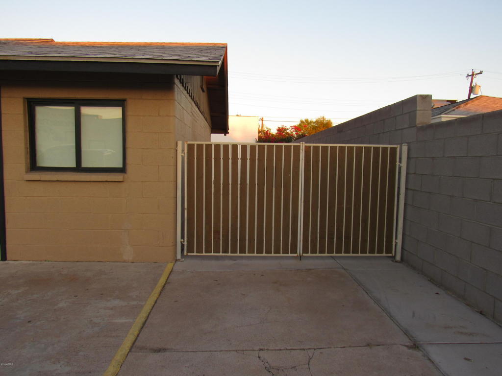 831 E Broadway Rd, Mesa, AZ 85204 photo 4