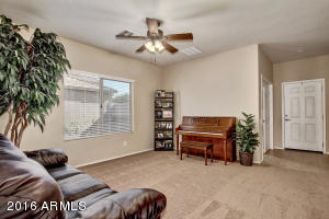 3034 E Maplewood St, Gilbert, AZ 85297 photo 9