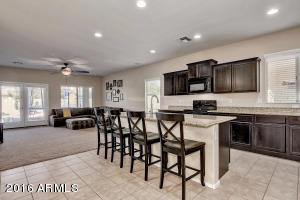3034 E Maplewood St, Gilbert, AZ 85297 photo 3