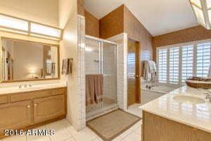 3831 E Coconino St, Phoenix, AZ 85044 photo 29