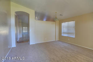 536 E Cantebria Dr, Gilbert, AZ 85296 photo 4