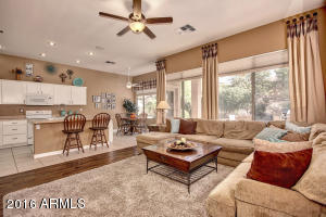 25619 N Singbush Loop, Phoenix, AZ 85083 photo 18
