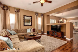 25619 N Singbush Loop, Phoenix, AZ 85083 photo 2
