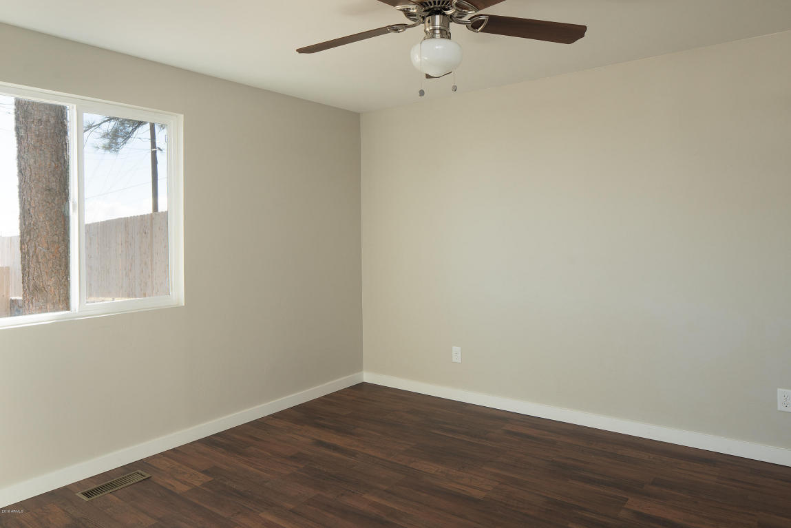 1925 E Mountain View Ave, Flagstaff, AZ 86004 photo 11