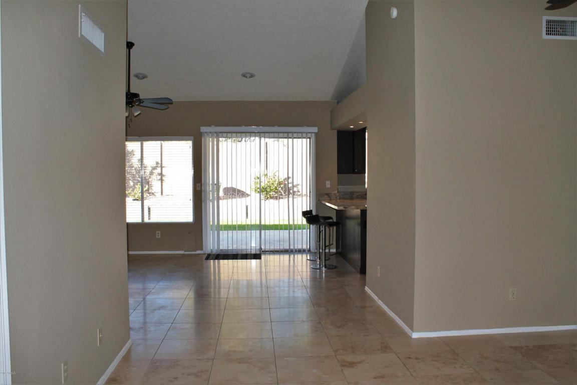 1320 E Topeka Dr, Phoenix, AZ 85024 photo 4