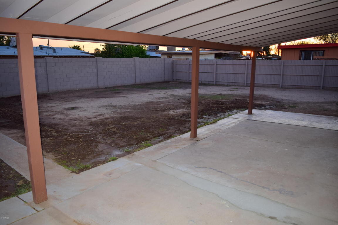 7537 W Mitchell Dr, Phoenix, AZ 85033 photo 26