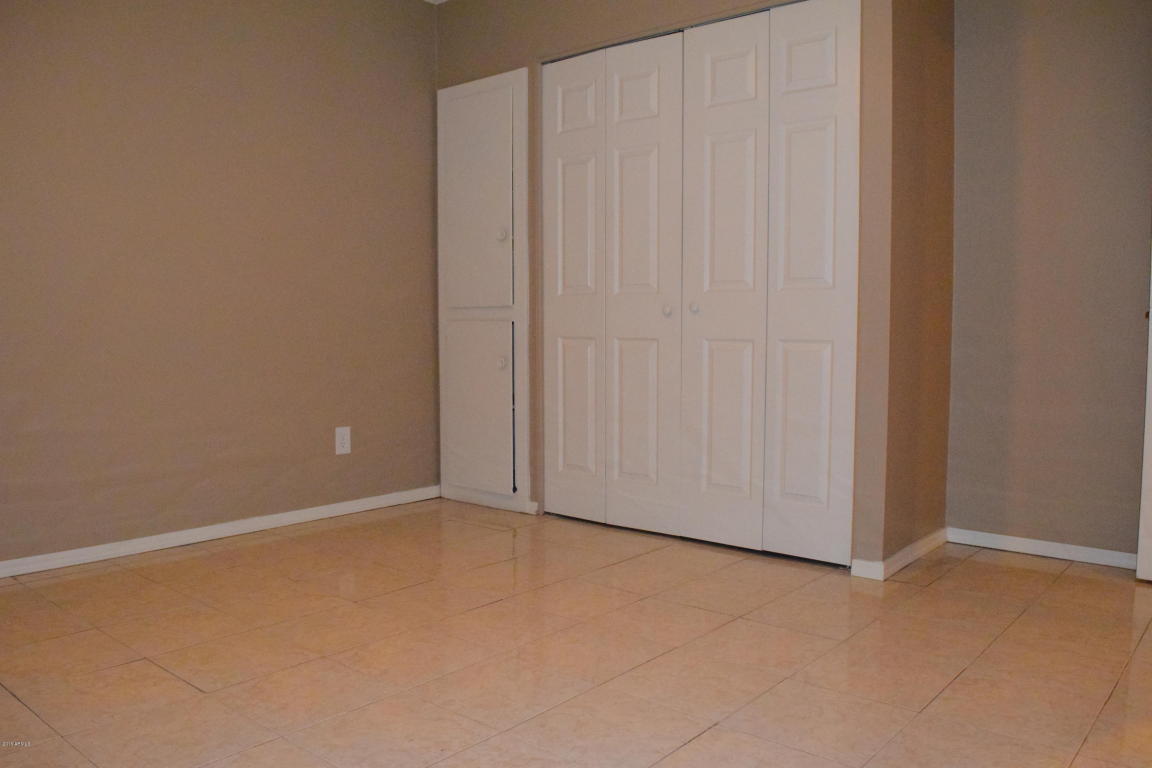 7537 W Mitchell Dr, Phoenix, AZ 85033 photo 18