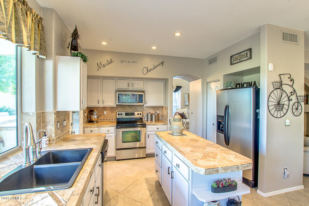 4901 E La Mirada Way, Phoenix, AZ 85044 photo 8