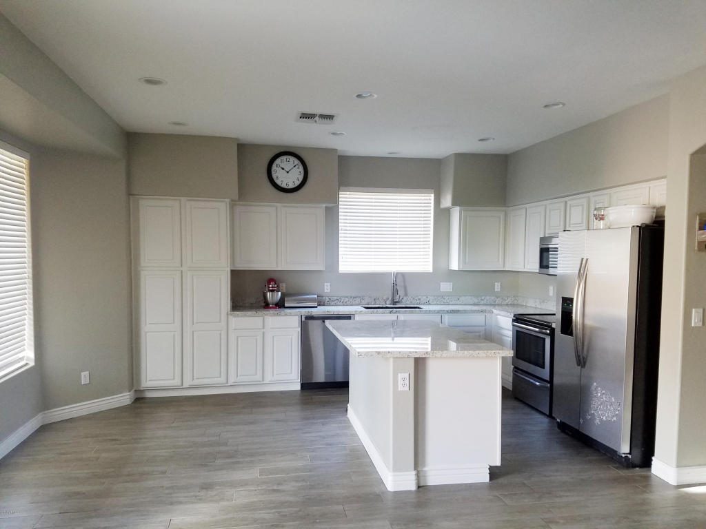 3694 E Meadowview Dr, Gilbert, AZ 85298 photo 4