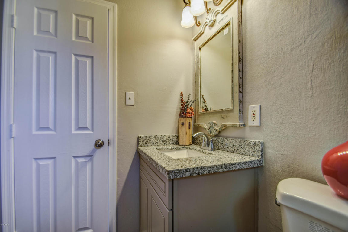 528 E Manhatton Dr, Tempe, AZ 85282 photo 18
