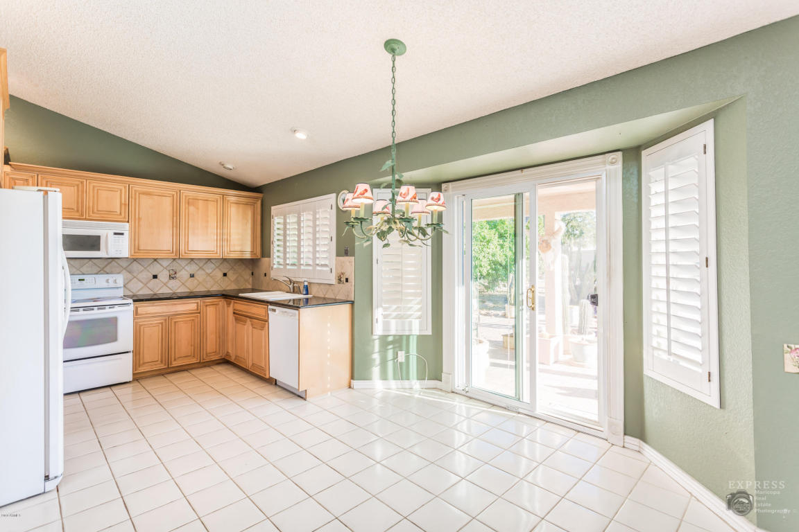 5301 Enrose St, Mesa, AZ 85205 photo 12
