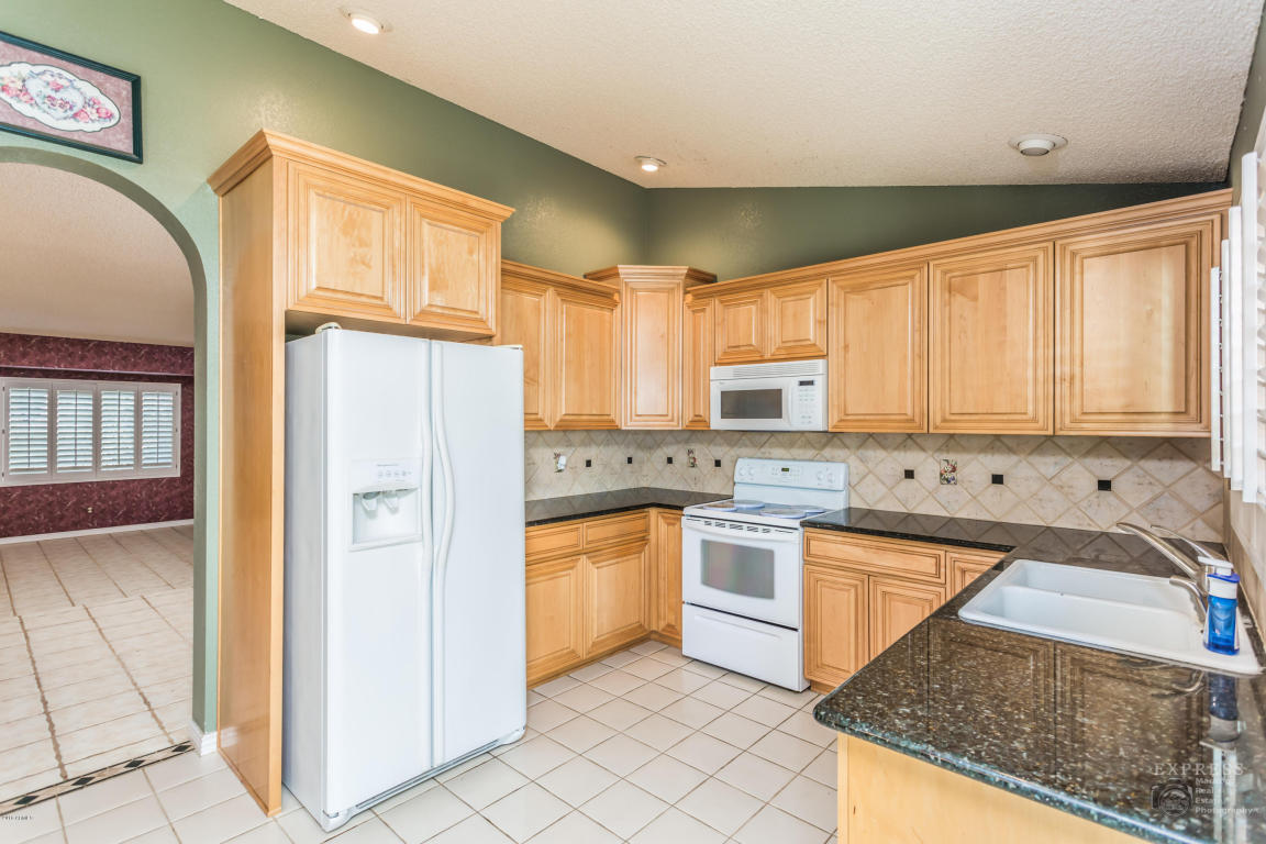 5301 Enrose St, Mesa, AZ 85205 photo 14