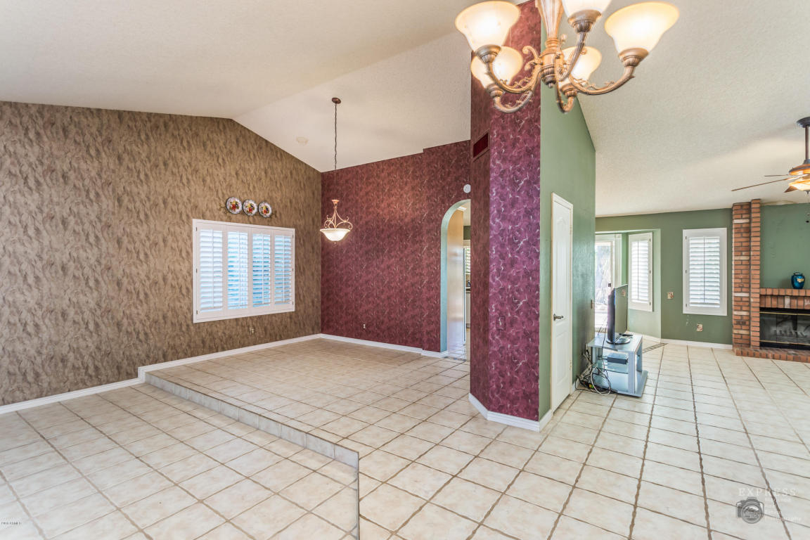 5301 Enrose St, Mesa, AZ 85205 photo 6