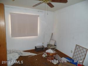 2902 N 60th Dr, Phoenix, AZ 85033 photo 33