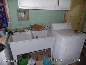 2902 N 60th Dr, Phoenix, AZ 85033 photo 23