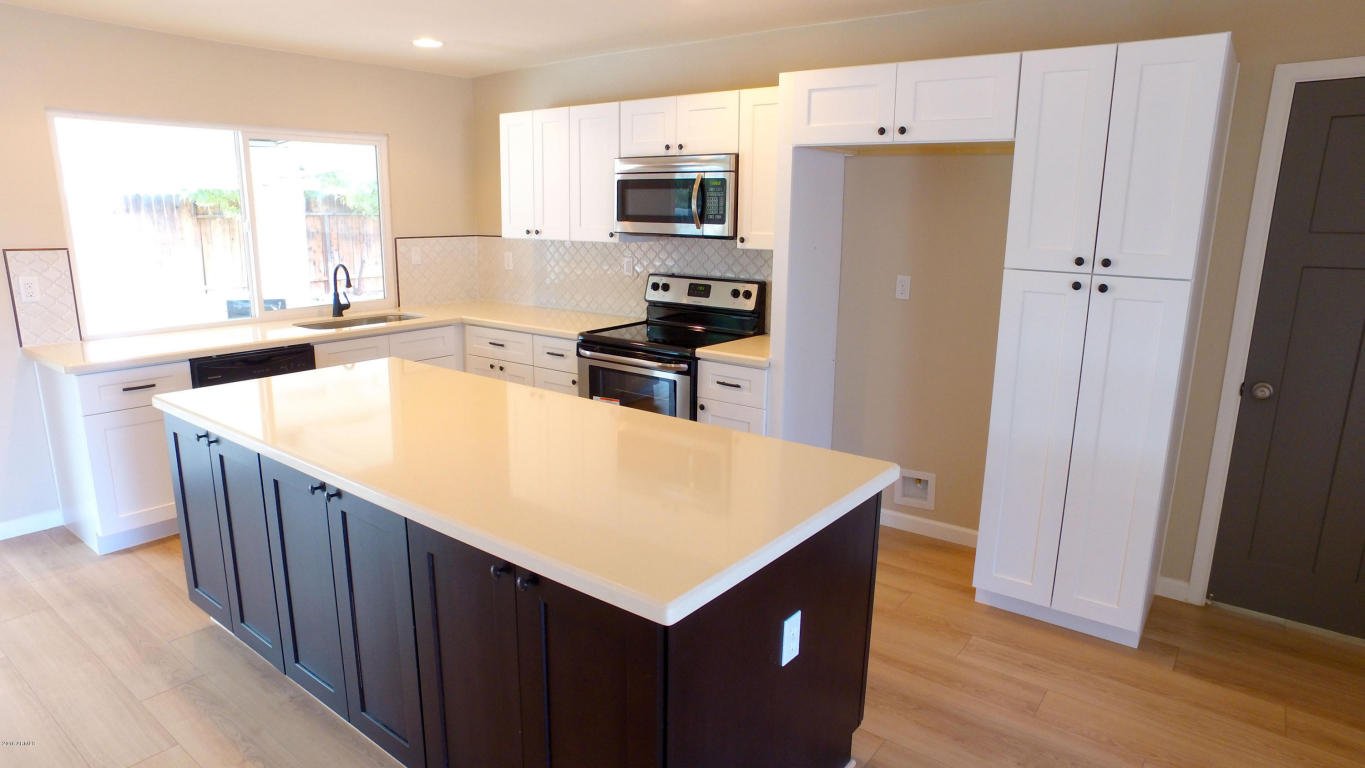2601 E North Ln, Phoenix, AZ 85028 photo 8