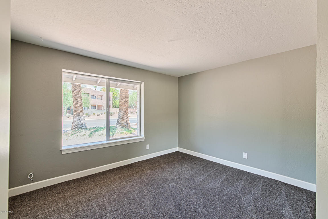 327 E Paradise Ln, Phoenix, AZ 85022 photo 24