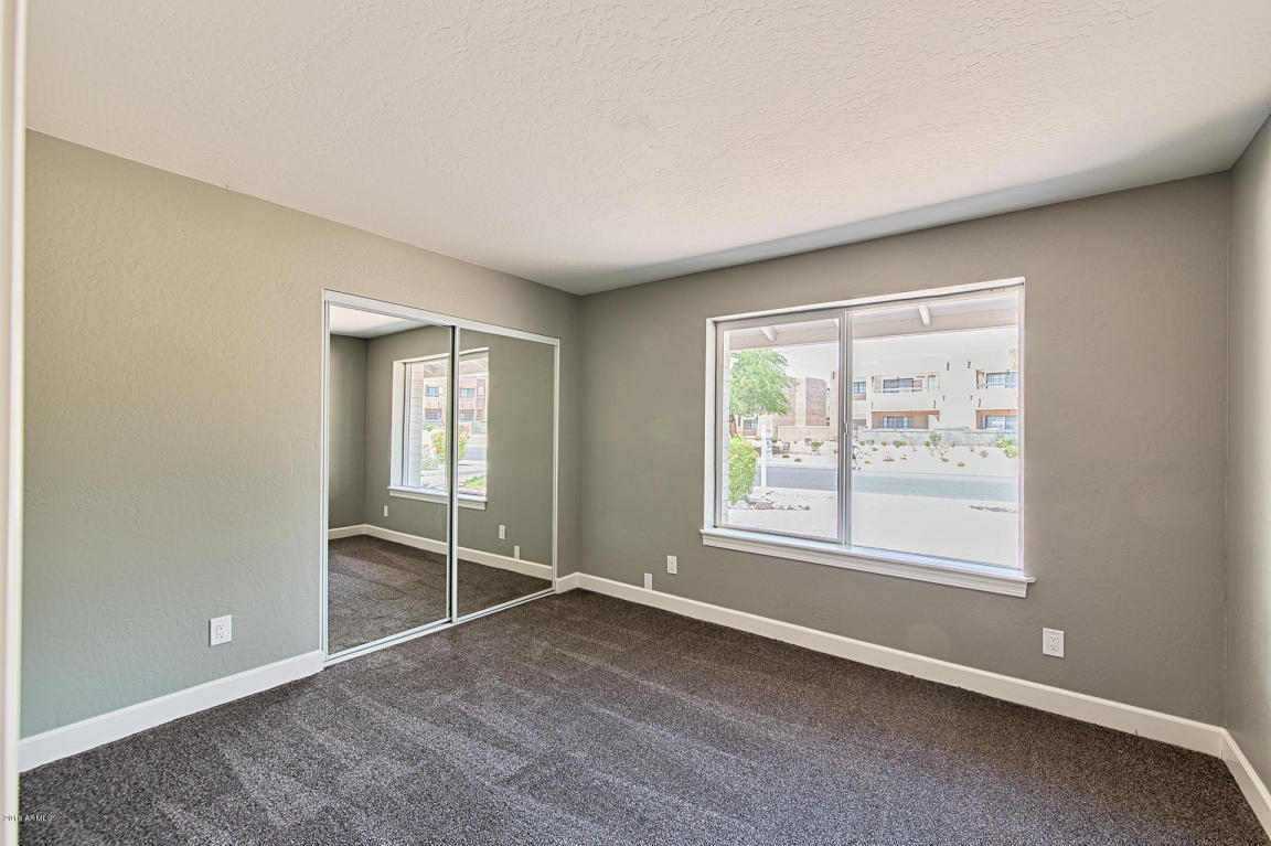 327 E Paradise Ln, Phoenix, AZ 85022 photo 22
