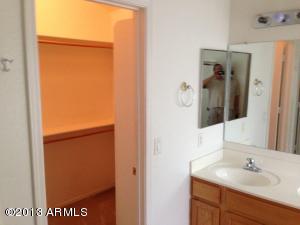 3335 E Woodside Way, Gilbert, AZ 85297 photo 8