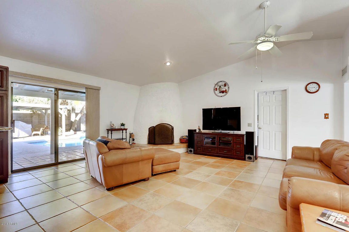 424 E Le Marche Ave, Phoenix, AZ 85022 photo 7
