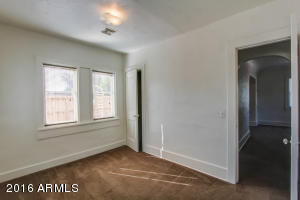 1715 Earll Dr, Phoenix, AZ 85016 photo 6