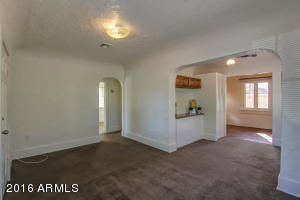 1715 Earll Dr, Phoenix, AZ 85016 photo 3
